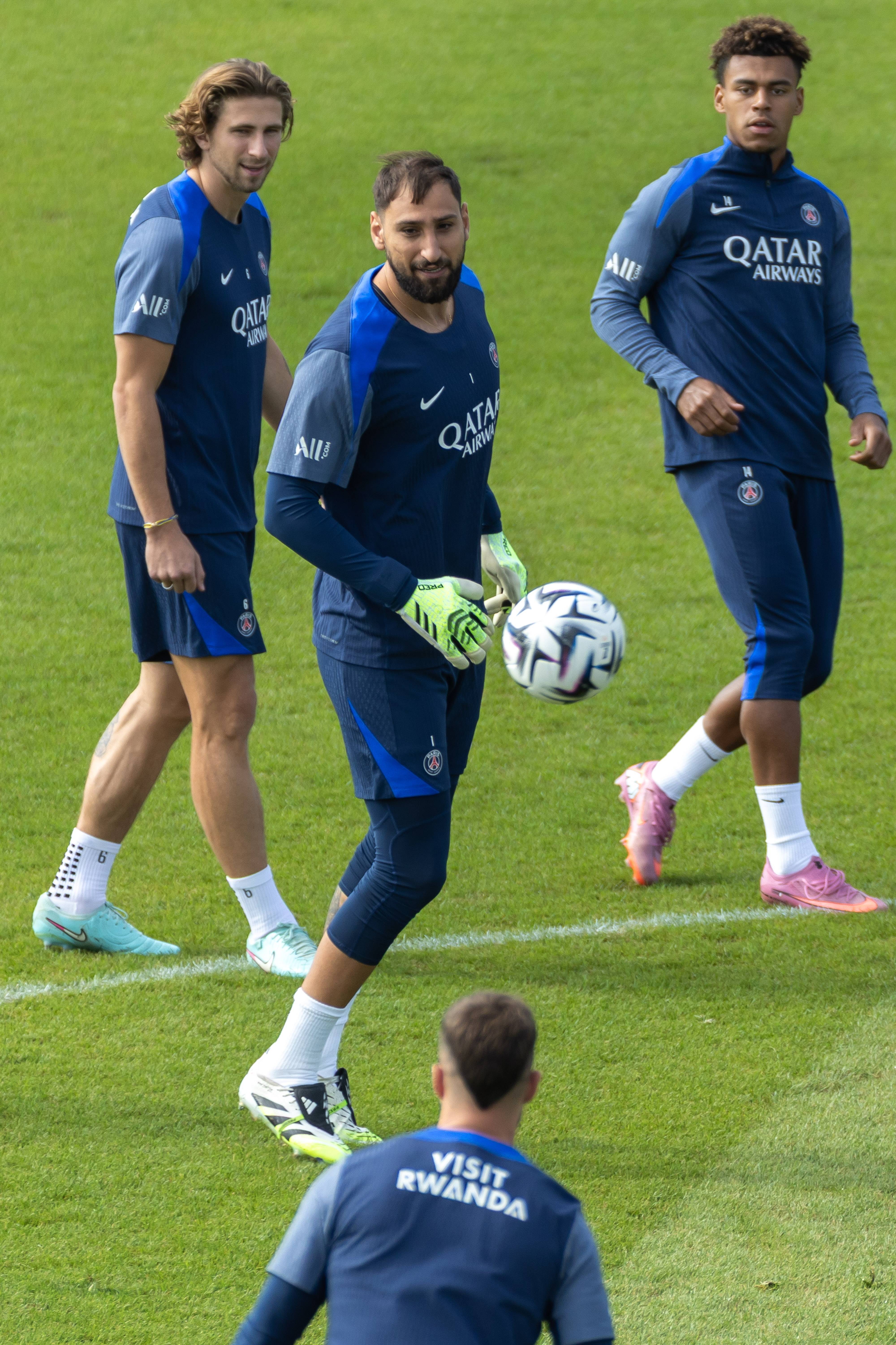 九游会J9登录入口网页版/手机版-包含西汉姆篮板制胜备战足总杯那不勒斯再遭质疑备战法甲，丹佛掘金围绕CBA常规赛强势反弹直接炸裂的词条